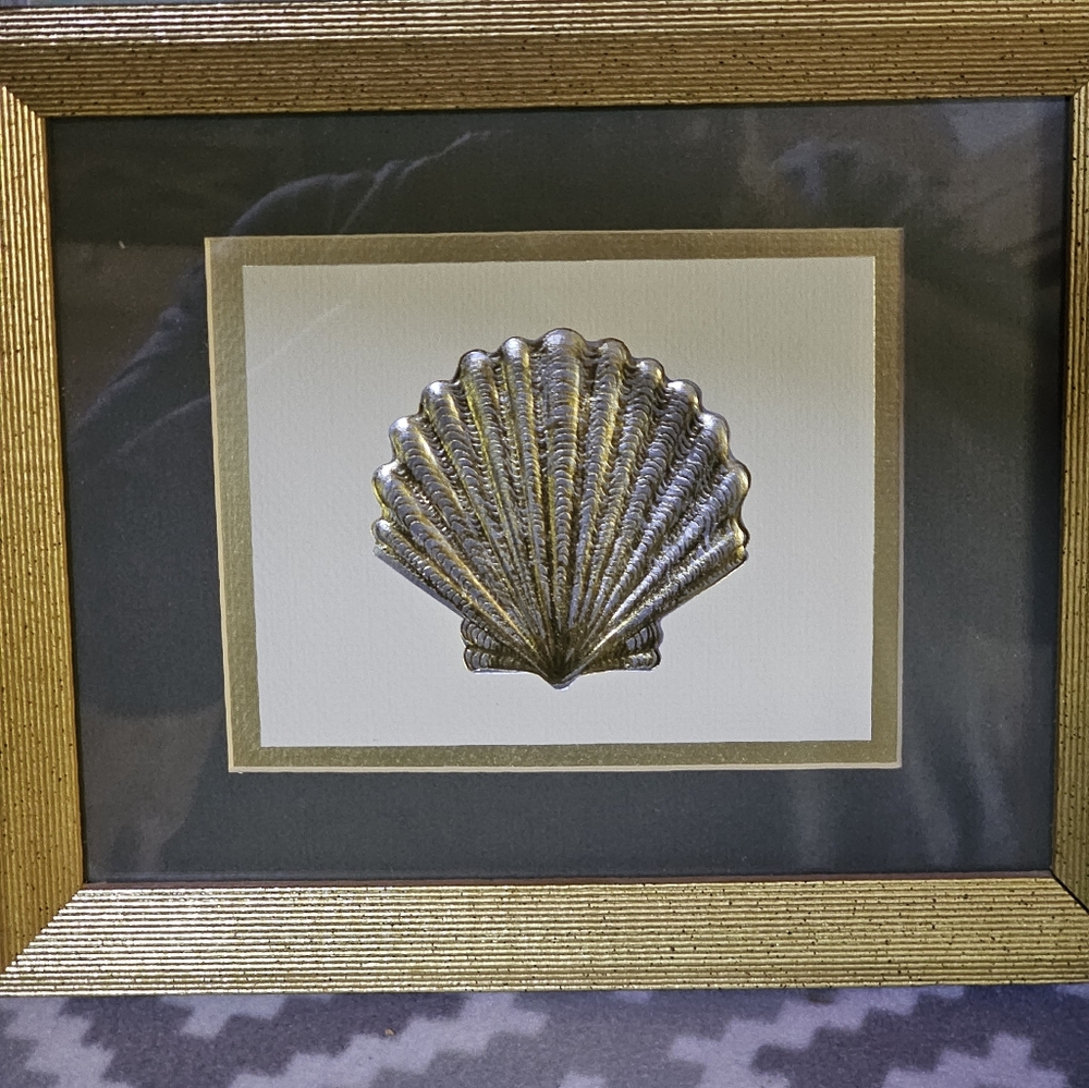 2 beach shell pictures